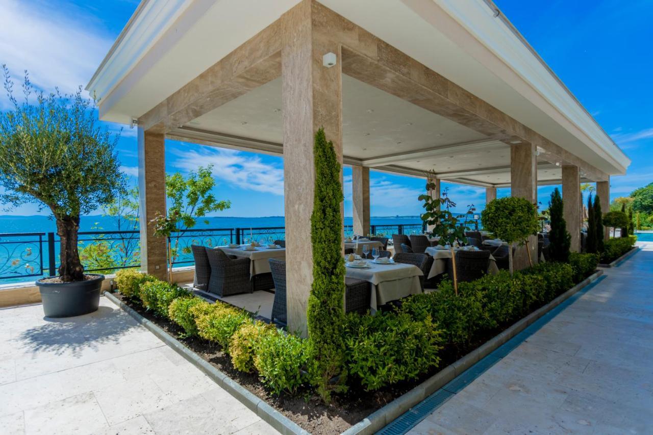 Onyx Beach Residence - Free Parking & Beach Access Sveti Vlas Exterior photo